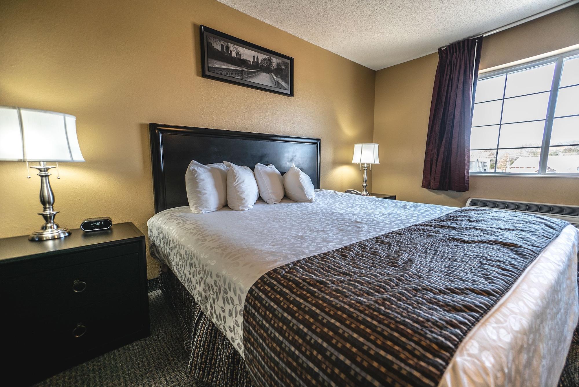 The Stone Castle Hotel & Conference Center Branson Esterno foto