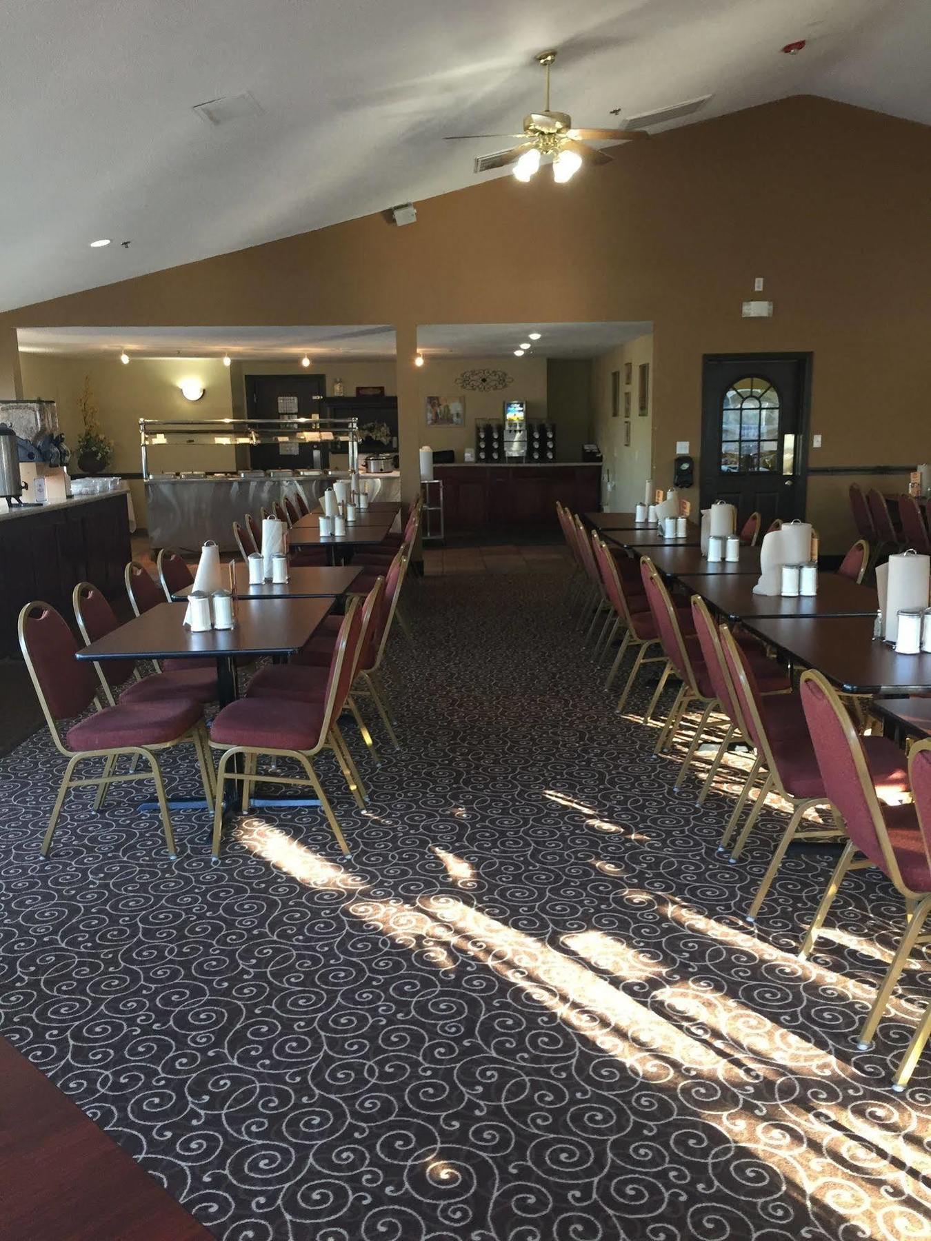 The Stone Castle Hotel & Conference Center Branson Esterno foto