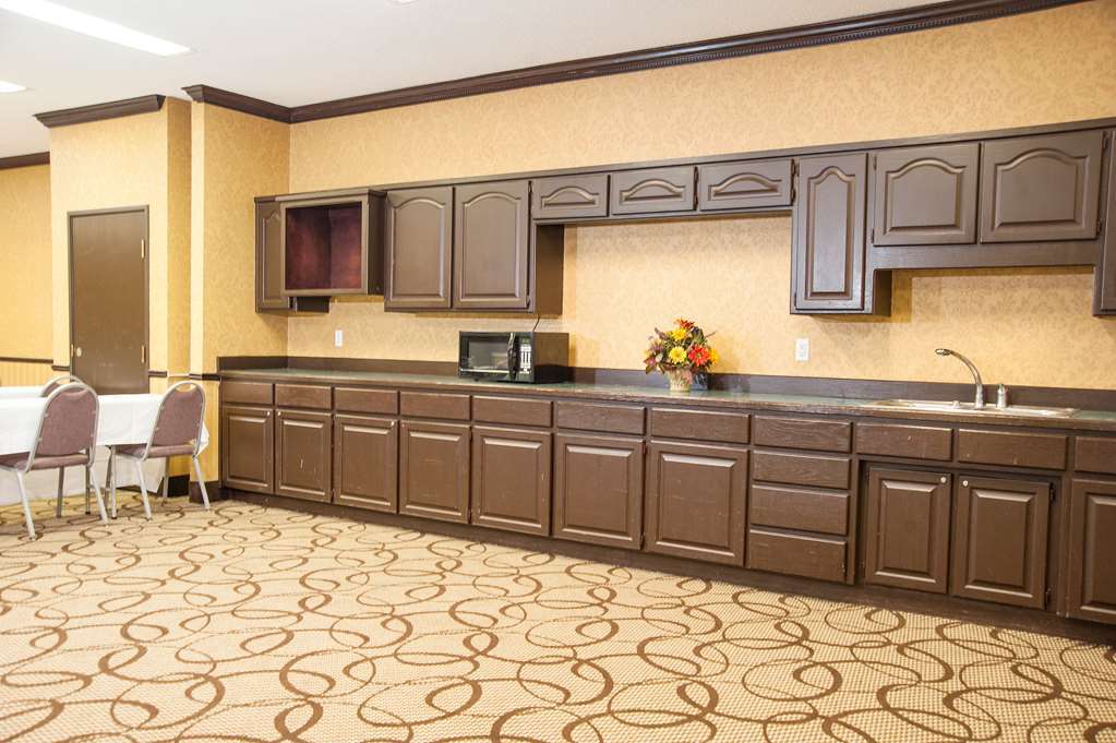 The Stone Castle Hotel & Conference Center Branson Servizi foto